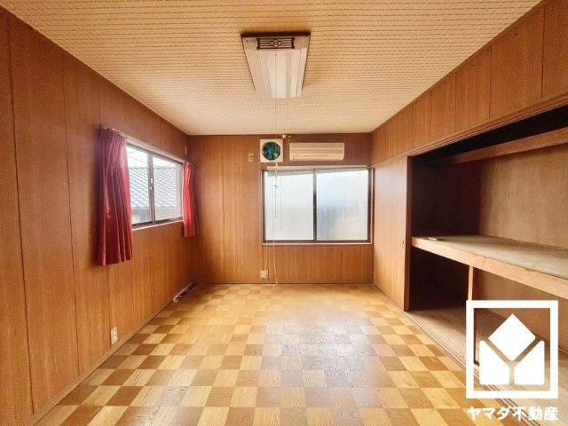 伏見区深草願成町の寝室