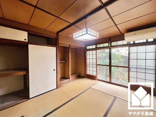 伏見区深草願成町の和室