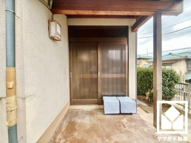 伏見区深草願成町の玄関