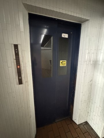 ダイバーシティ神戸長田A棟のロビー