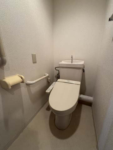 シャロン鷹取東のトイレ