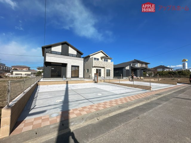 [新築住宅] 東松山市六軒町 全3棟の前面道路含む現地写真|ぜひ現地にて、実際の建物・街並み・日当たり等ご確認下さい♪お問い合わせはお気軽に☆　TEL「0120-466263」