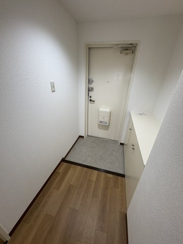 デメテル高取台の玄関