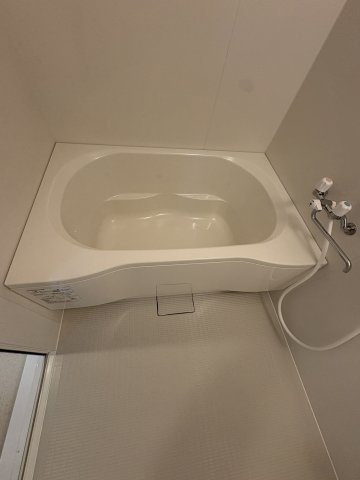 デメテル高取台の浴室