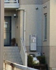 アスタック壱番館のエントランス