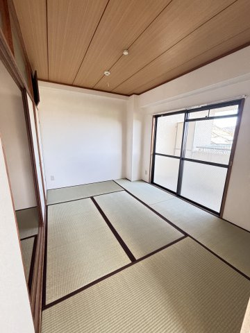 シャロン長田の寝室