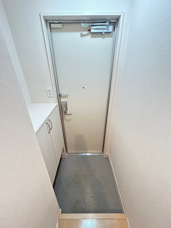 セジュール下山手通の玄関
