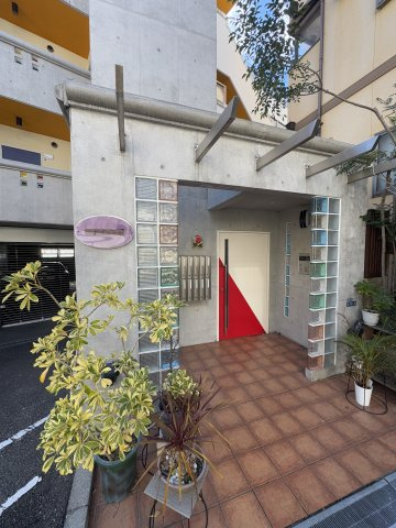 ネロエスパジオのエントランス