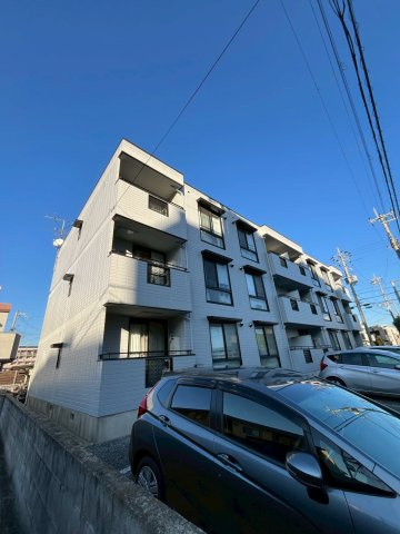 トリヴァンベールタナカの外観