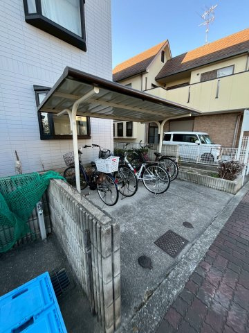 トリヴァンベールタナカの外観