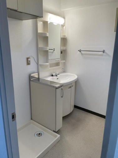 杉並区堀ノ内３丁目の賃貸マンションの洗面所