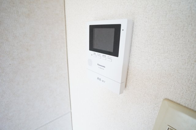 グランピエールK２のセキュリティ|インターホンで急な来客でも安心です