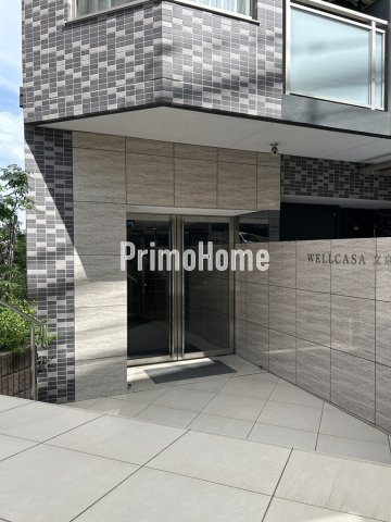 ウエルカーサ文京湯島のエントランス