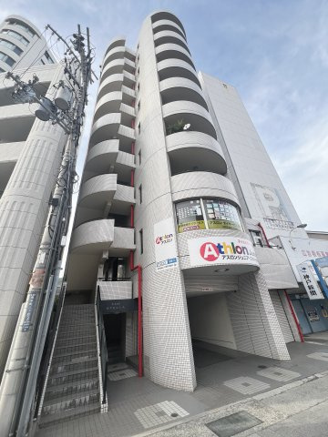 ステラ田中町のエントランス