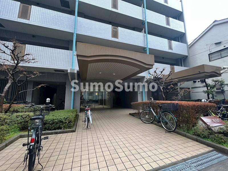 ディオレ備後町のエントランス