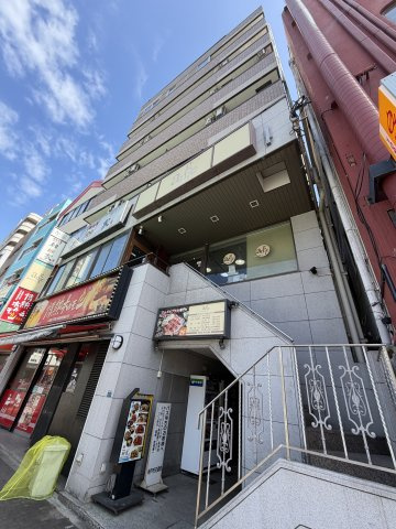 シンプルライフ板宿の外観
