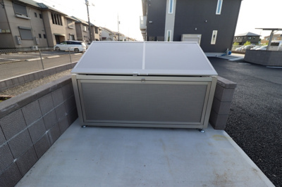 【バルコニー】 | soavino（ソアヴィーノ） Ａ | ゴミ置き場