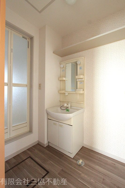 グランシード美杉台|洗髪洗面台＋洗濯機置き場