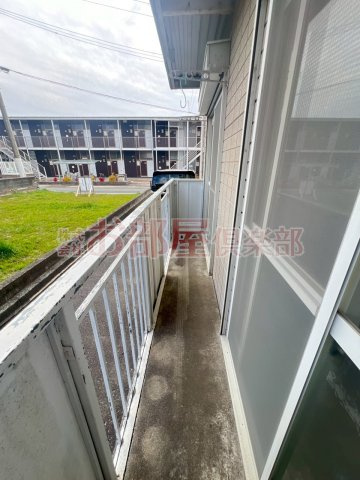 カンフォート東合川のバルコニー