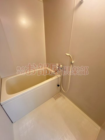 カンフォート東合川の浴室