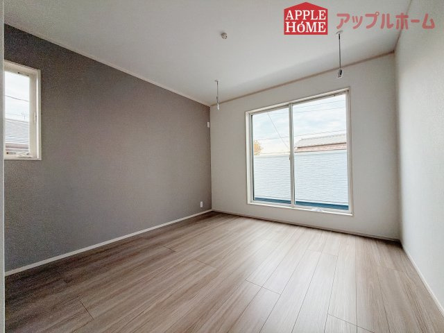 [新築住宅] 東松山市松山町3丁目 全4棟の洋室|２階居室は全室収納あり！たっぷりある収納活用でお部屋もキレイを保てます♪