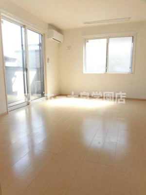 【居間・リビング】 | 富士 一番館