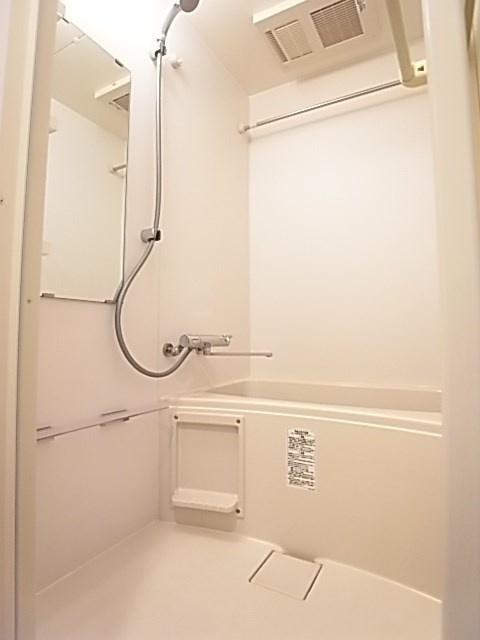 プレサンス神戸キュリオの浴室