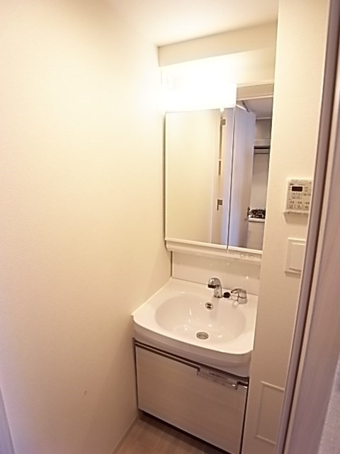 プレサンス神戸キュリオの洗面所