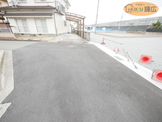 【前面道路含む現地写真】 | 高砂市阿弥陀町魚橋（全17）土地13号地