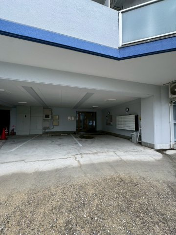 ヒルバレー妙法寺駅前の駐車場