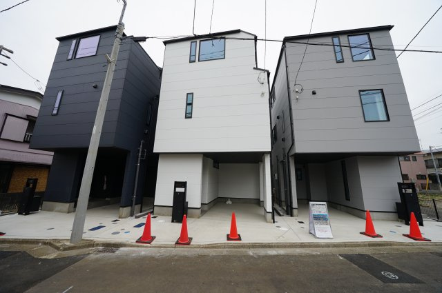 【横浜市保土ケ谷区川島町1563全3棟新築戸建て】★仲介手数料無料★（川島小学校・西谷中学校）