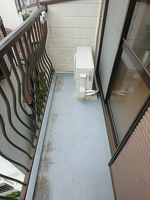 アパートメントのだめのバルコニー|※他部屋参考写真