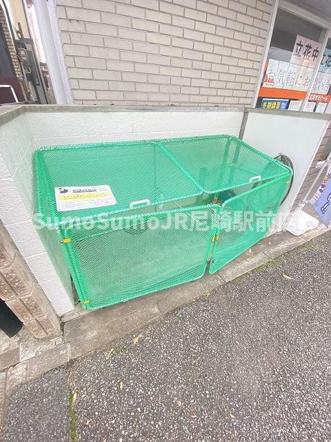 ピュア南塚口の外観