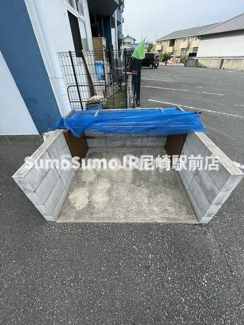 プラザハイツのその他共用部分|外はこのようになっています