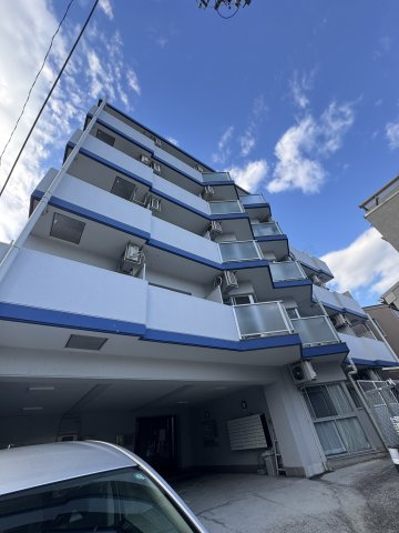 ヒルバレー妙法寺駅前の外観