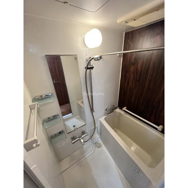 フェニックス日本橋高津の浴室|コンパクトで使いやすいお風呂です