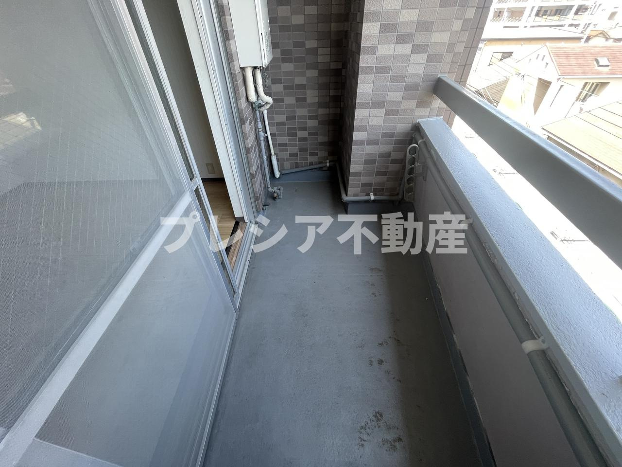 奥野ビルの洗面所