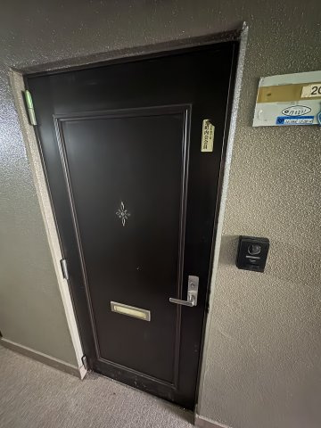 フリックコート荒田の玄関|毎日通る玄関はこちらです