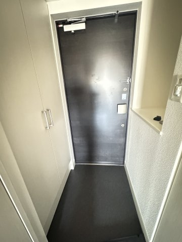 プレサンスKOBEシフォンの玄関