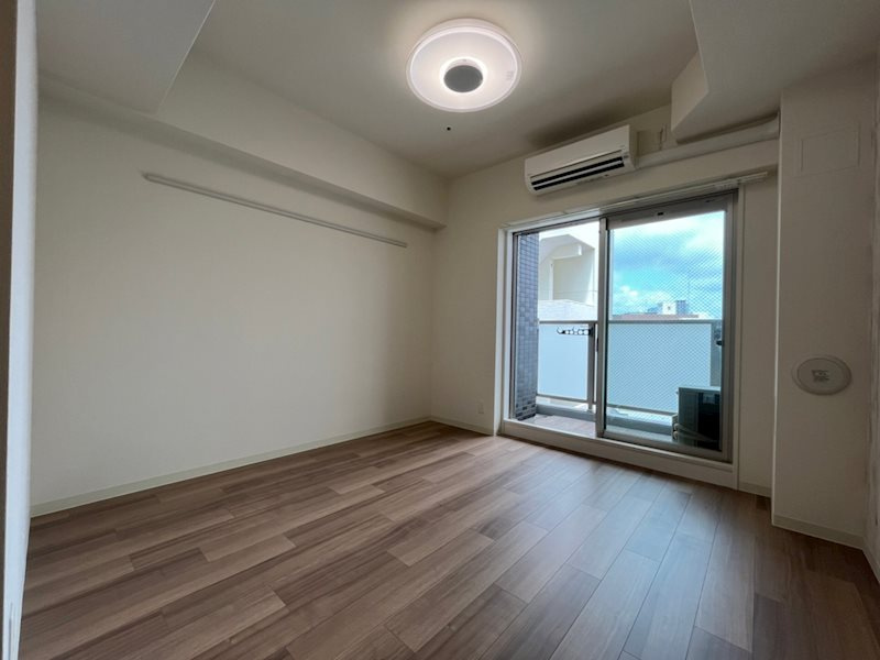 プレサンス難波フィールドの居間・リビング