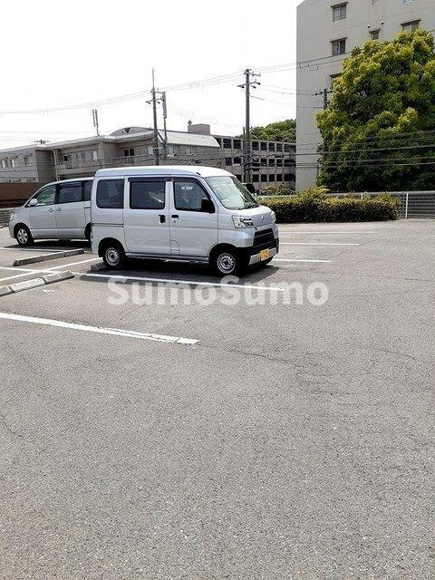 フォーラム伍番館の駐車場|駐車場完備です