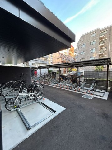 プレサンス神戸水木通ルミエスの駐車場
