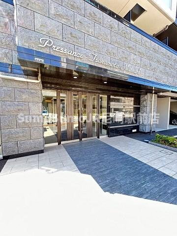 プレサンス塚本ミッドマークのエントランス|建物の内部です