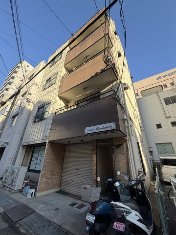 フルール新開地の外観