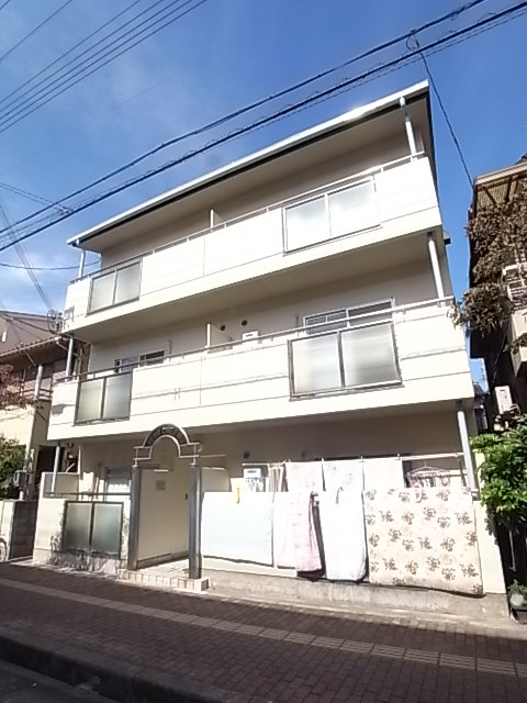 プチ・シェ・モアの外観