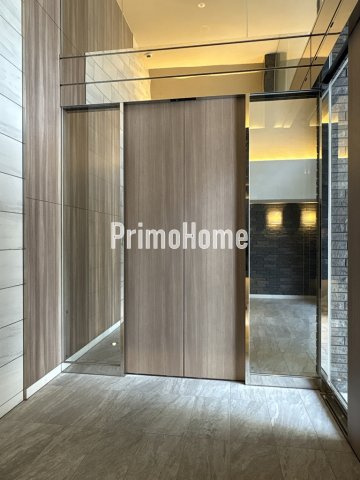 KDXレジデンス八丁堀のエントランス