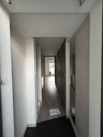 プレサンス神戸水木通ルミエスの玄関