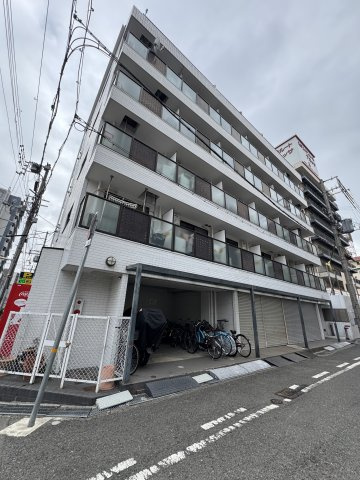 フルーレゾン神戸の外観