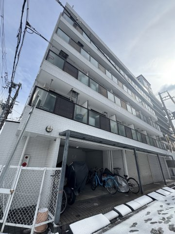 フルーレゾン神戸の外観
