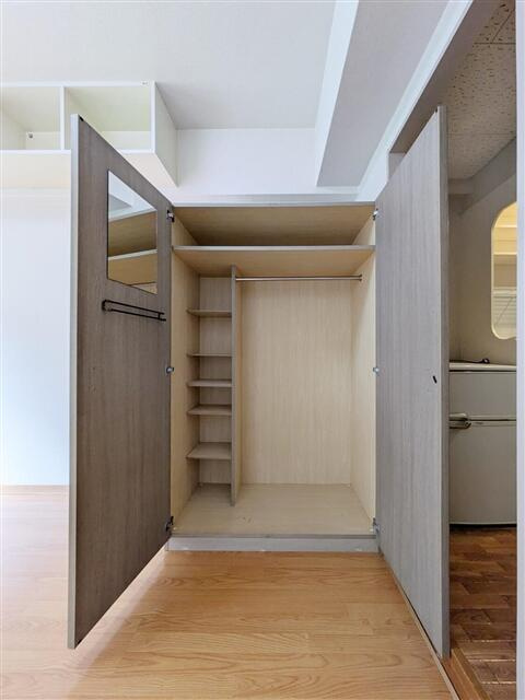 川崎市麻生区上麻生６丁目の賃貸マンションの収納